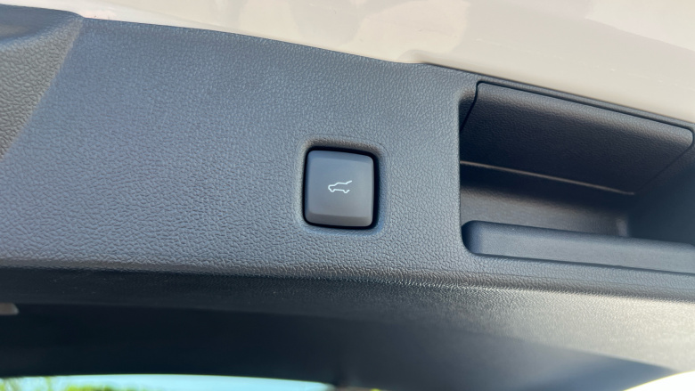 Ford Kuga 2.5 FHEV ST-Line X 5dr CVT Hybrid Estate